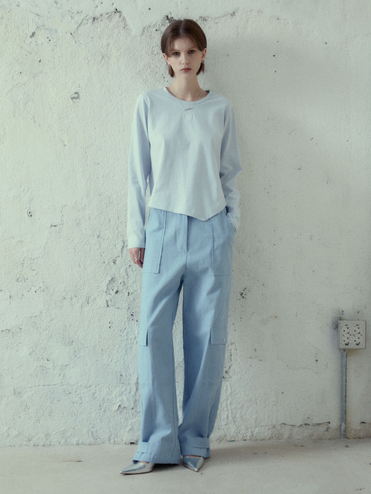 [리퍼브]MIA Embroidered Unbalanced Hem T-shirt_Blue