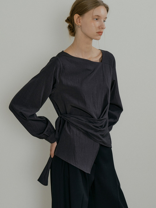 comos 1214 unbalance wrap blouse (2color)