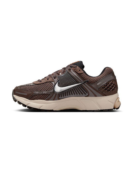 [FN6742-201] W NIKE ZOOM VOMERO 5