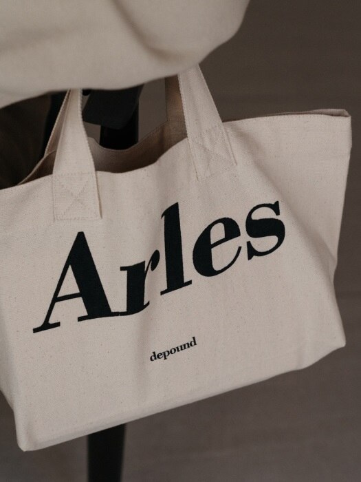 Arles bag - black (S)