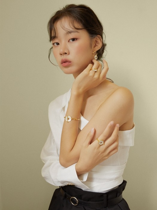 Mother pearl donut bracelet(마더펄도넛팔찌)