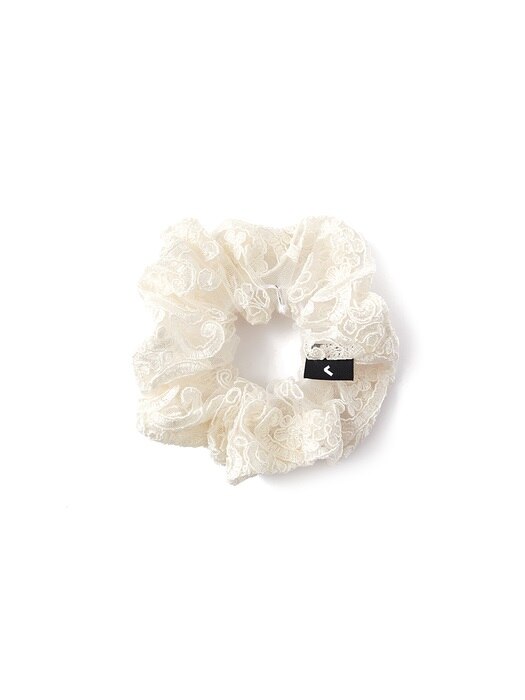 AWESOME SCRUNCHY_LACE CREAM