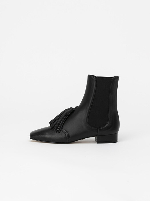 Emila Tassel Chelsea Boots in Black