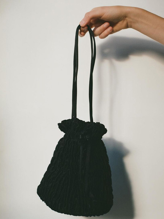 HOME OF HAI홈오브하이]21SS PUFF GINA BAG BLACK PUGB