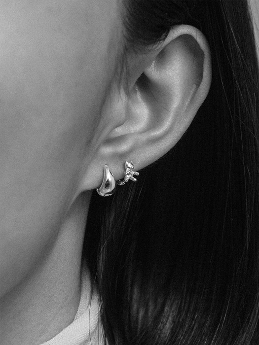 Kitsch bear earrings