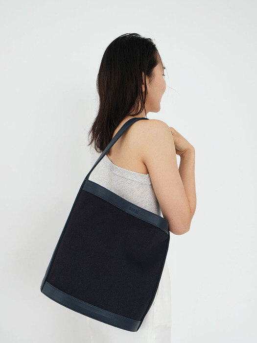 swai shoulder bag - NAVY