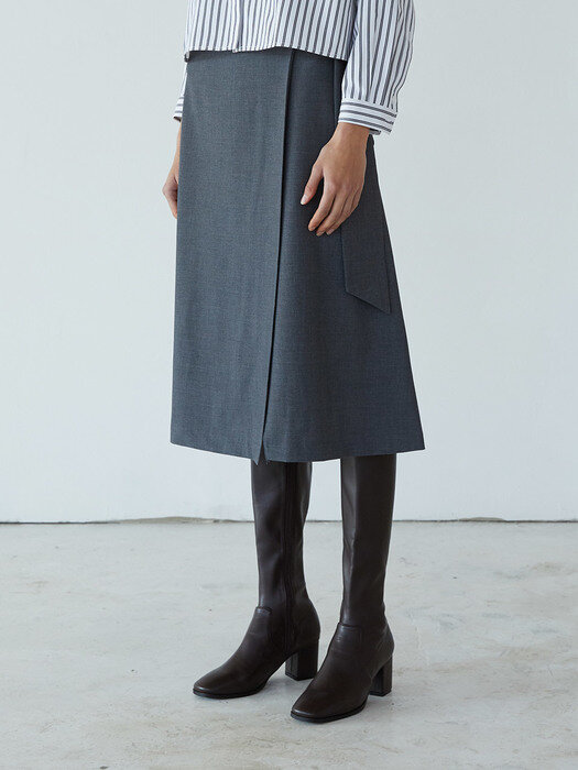 GRAY BELTED A LINE WOOL SKIRT