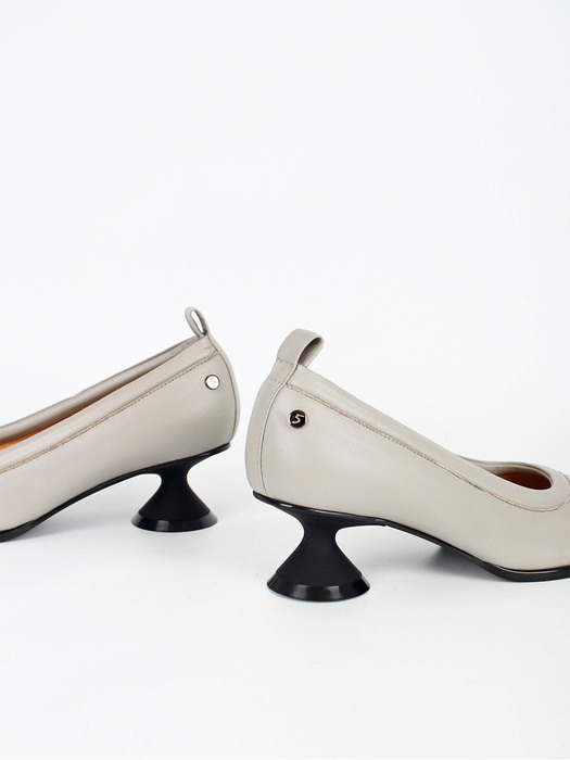 Uhjeo ourglass heel pumps_light gray