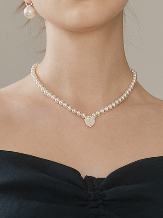CUPID HEART STONE PEARL NECKLACE
