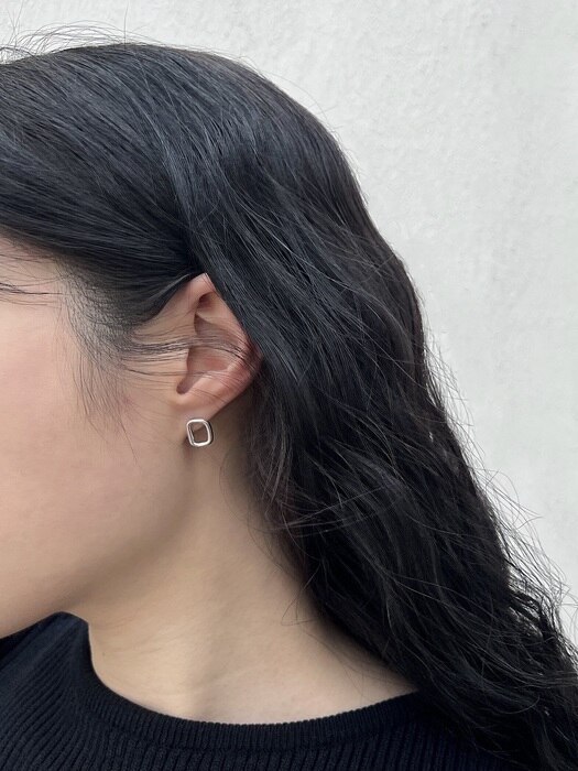 Mini Square Earring