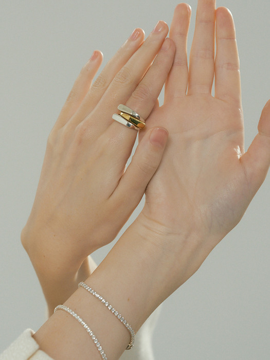Flat Ring (Gold)
