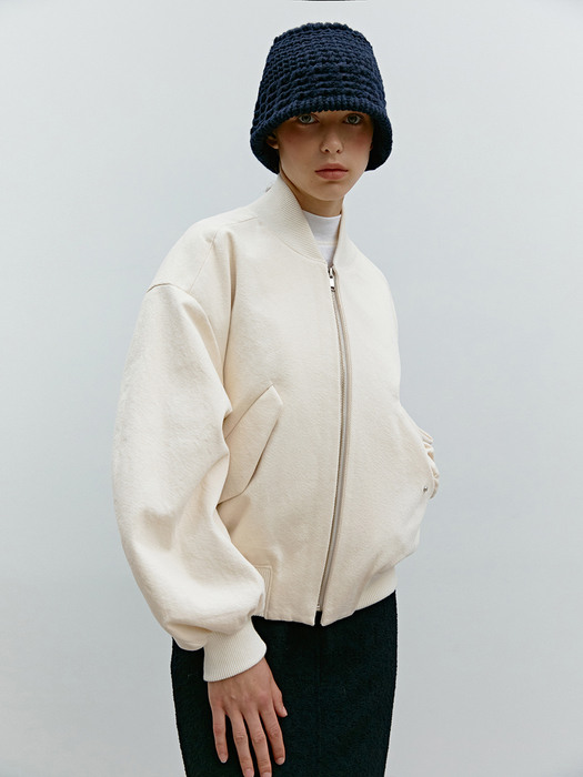 TWF MINIMAL VOLUME FIT JUMPER IVORY