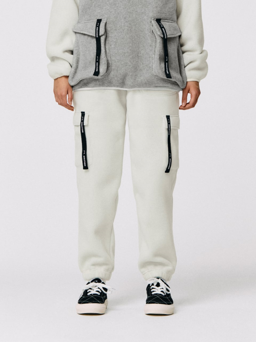 LOGO TAPE FLEECE CARGO JOGGER-MELANGE GREY