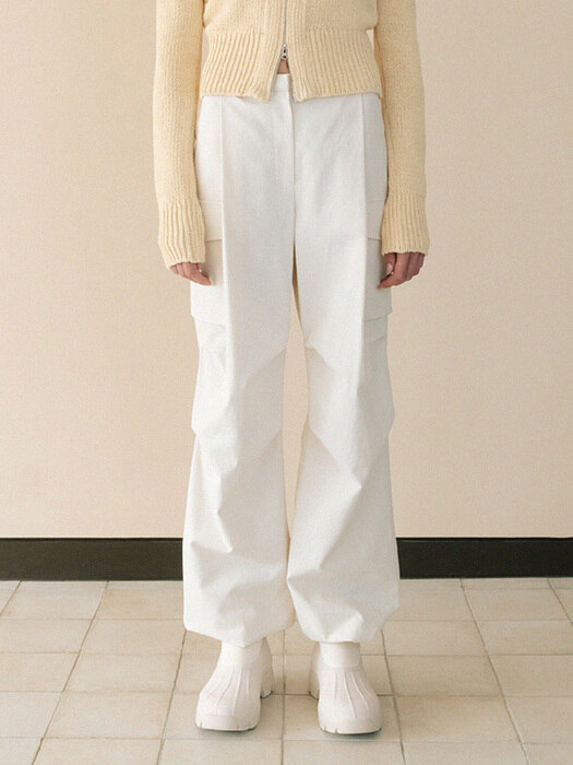 parachute cargo pants (cream)