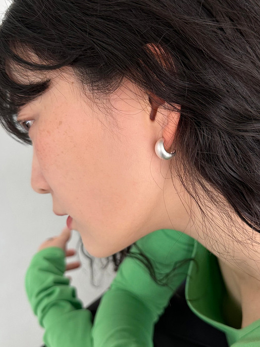 [silver925] smooth matt earring (2color)