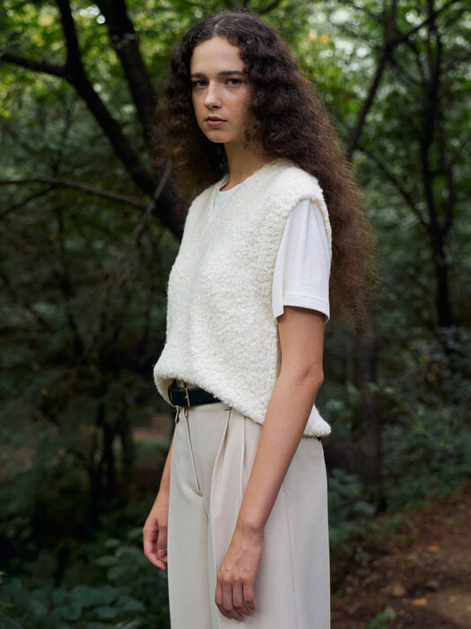 Alpaca Boucle Vest[LMBBAUKN131]-Ivory