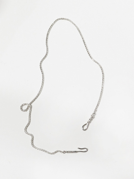 simple twist necklace