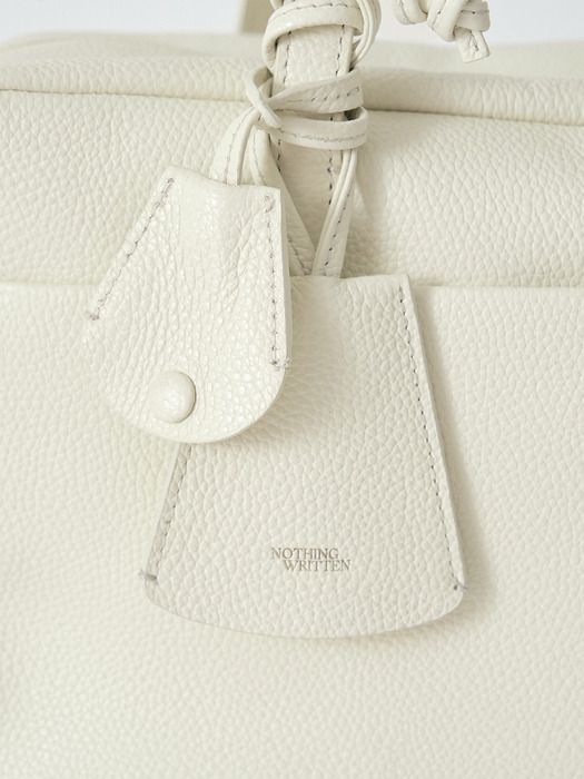 Pocket shoulder bag (Salt)