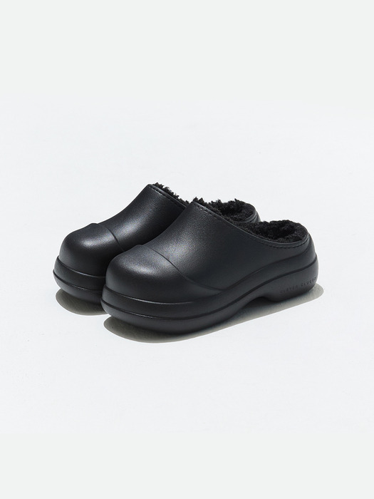 Wednesday Evening Winter Clog - Midnight Black