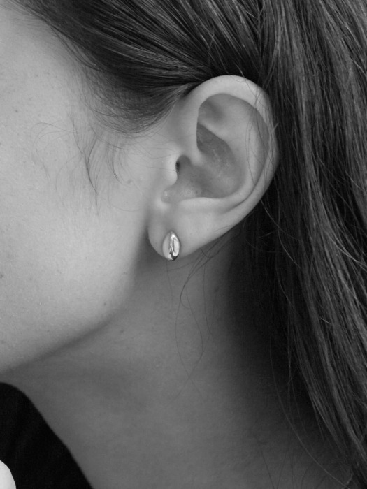 Pinch Earring