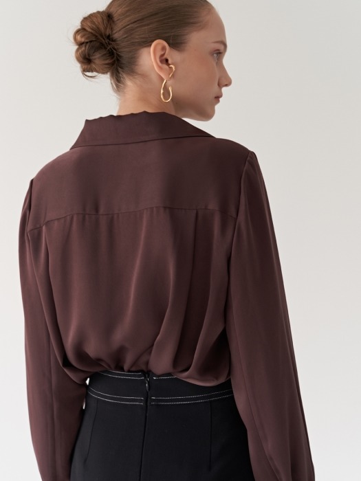 19FW COLLAR SILKY BLOUSE BROWN