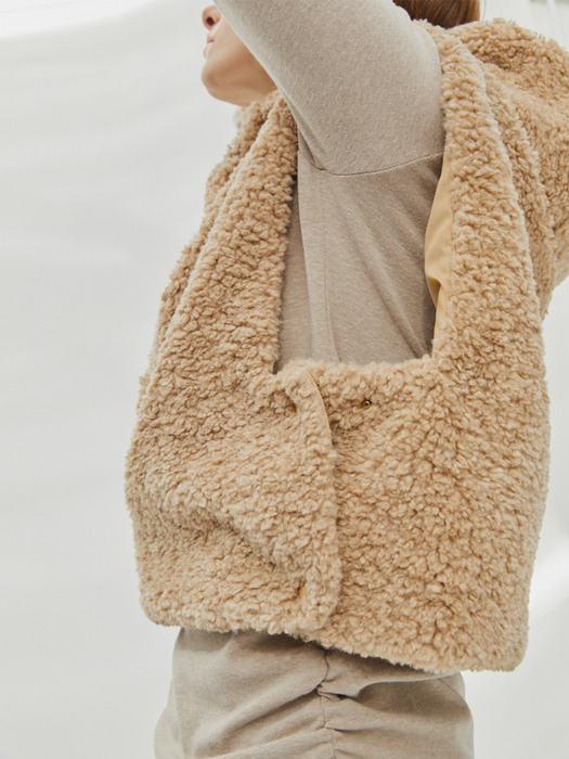 fluffy hoody vest_taupe
