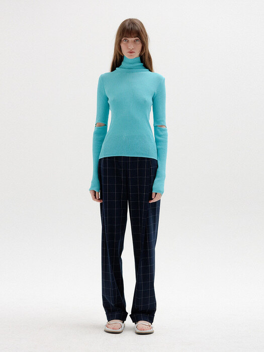 SOLLY Ribbed Knit Pullover - Sky Blue