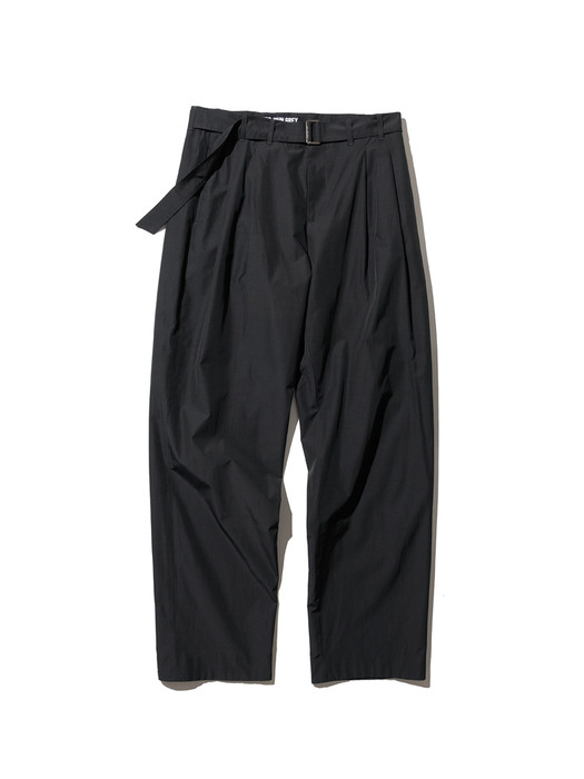 Two tuck belted trouser chacoal