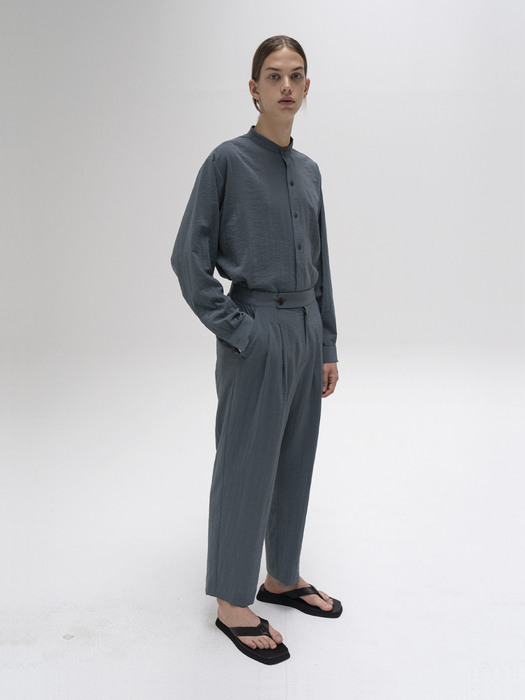 TWO PLEATED EASY PANTS / BLUE