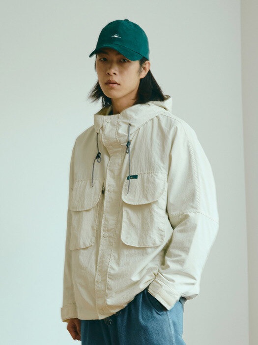 POCKET WINDBREAKER IVORY