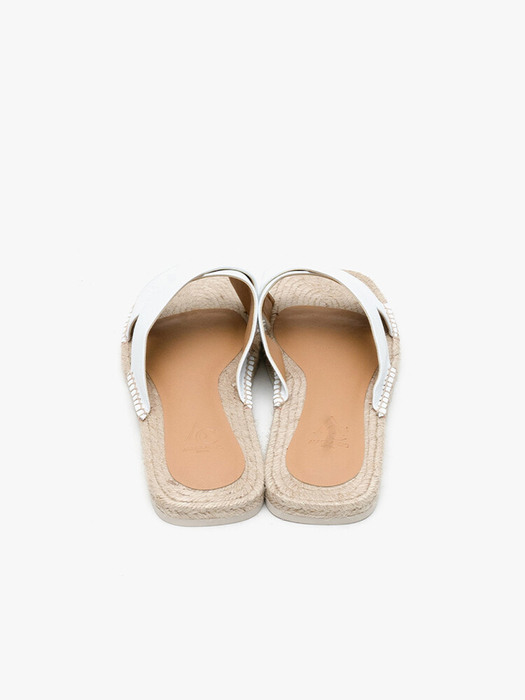 ALC061 Espadrille_Slipper White_sheep