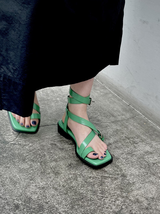 Root strap sandals - green