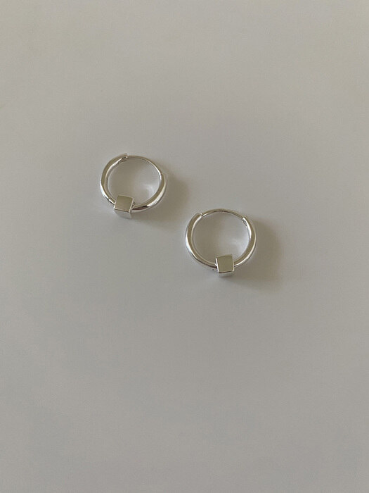 [925silver]Square ball earring