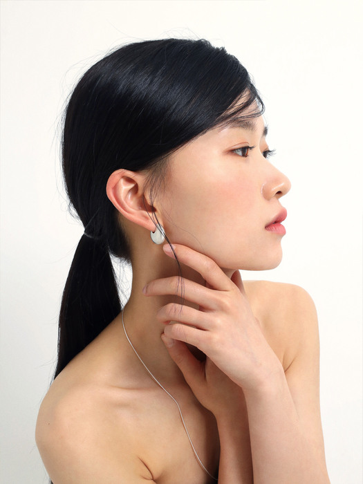 Moon earring