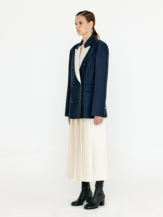 VELL Contrasted Collar Double-Breasted Blazer - Navy/Ivory