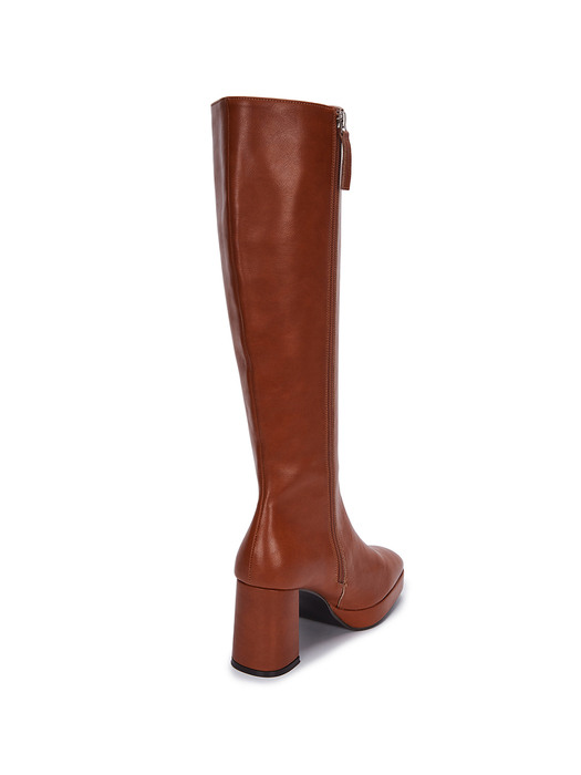 FITTED LEATHER LONG BOOTS IN BROWN