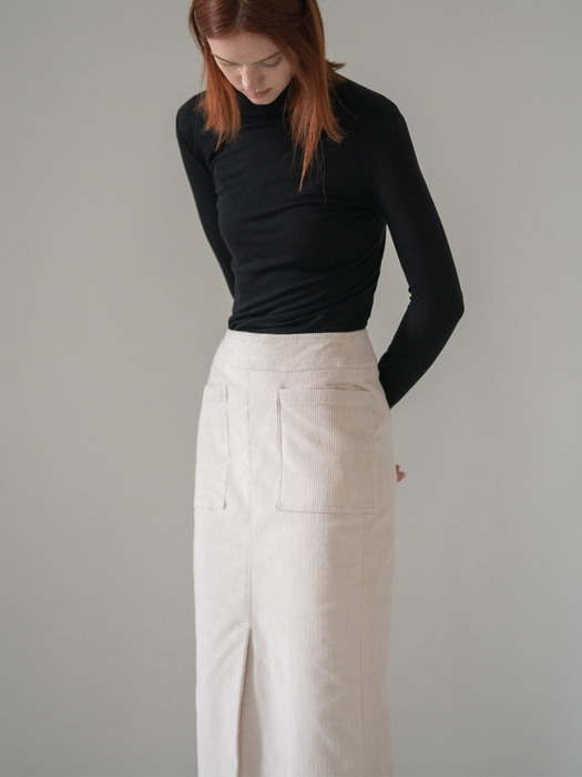 Coduroy Front Slit Pocket Skirt_Ecru