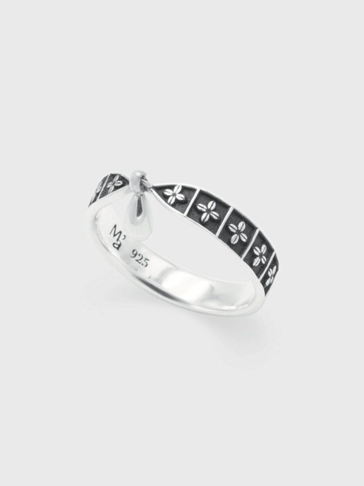 Gothic square flower couple ring(woman)