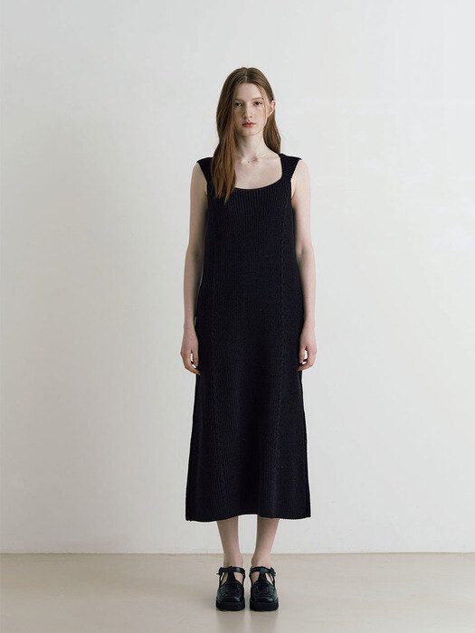 Shoulder wide strap side twist long dress - black
