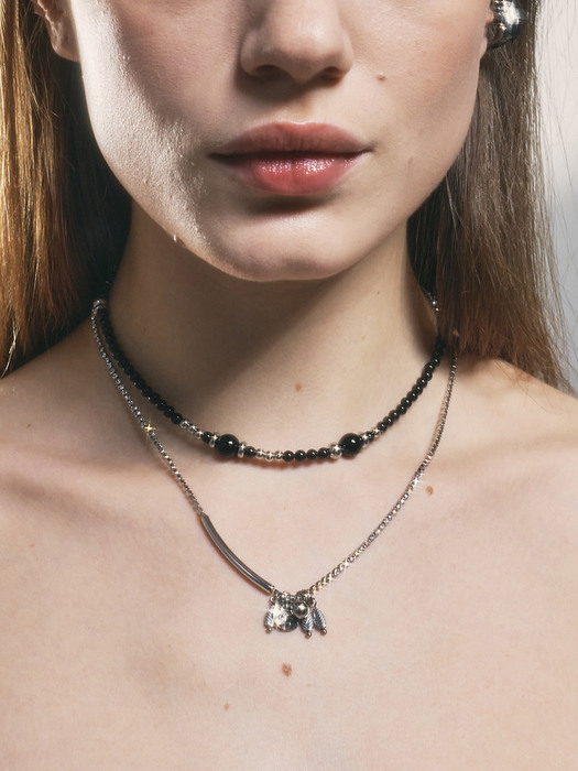 no.333 black pearl necklace
