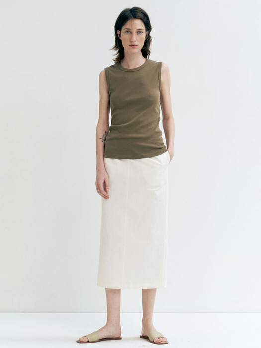 라운드 인 슬리브리스 (10컬러)