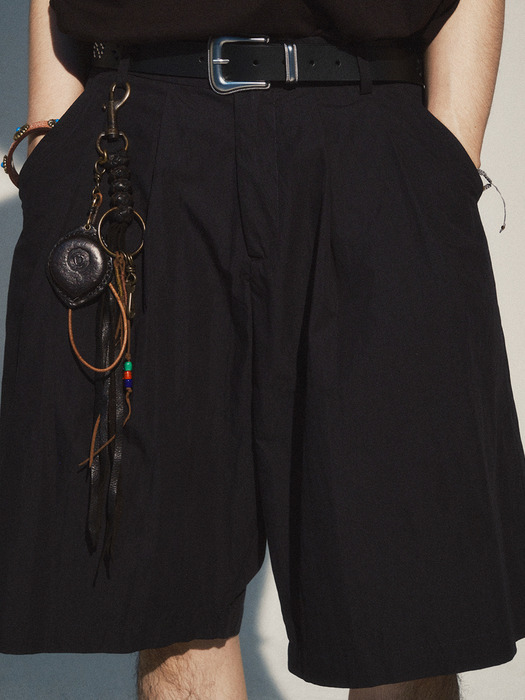 HALF BANDING BERMUDA PANTS_BK