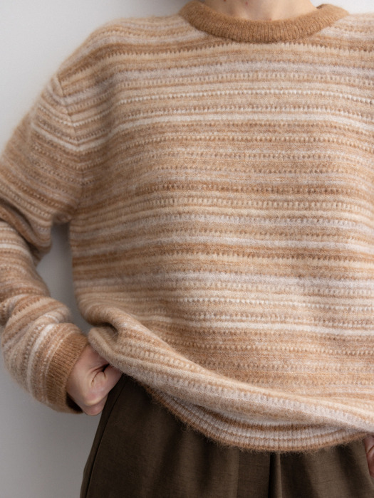 stripe alpaca sweater (beige)
