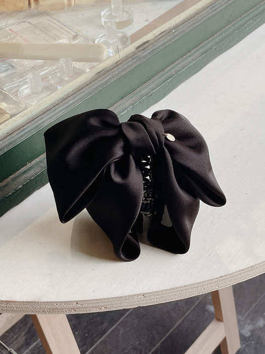 [단독]Classic Satin Wide Ribbon Hair Claw [Black]