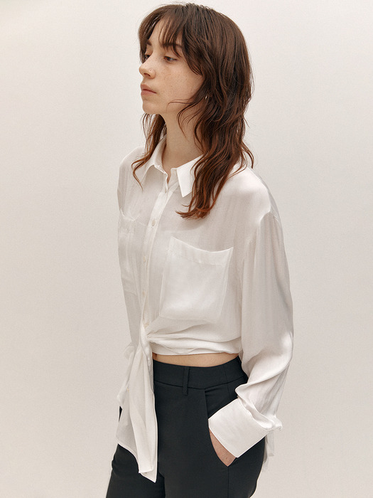 SILKY TUNNEL BLOUSE (WHITE)