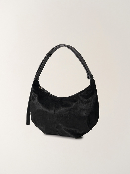 [단독] Calf hair shoulder mini bag (Furry black)