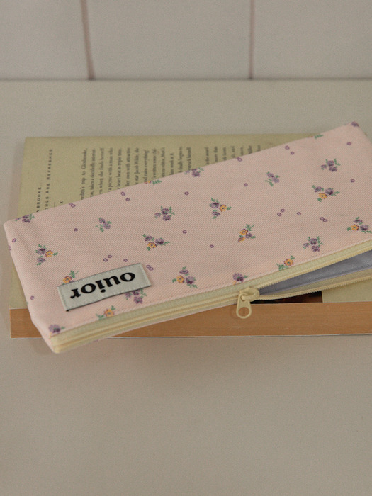 ouior flat pencil case - pastel pink (topside zipper)