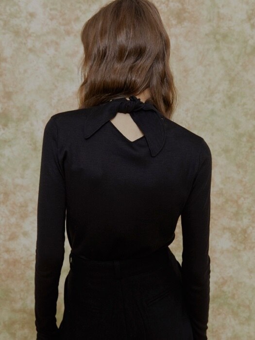 A BACK TIE T