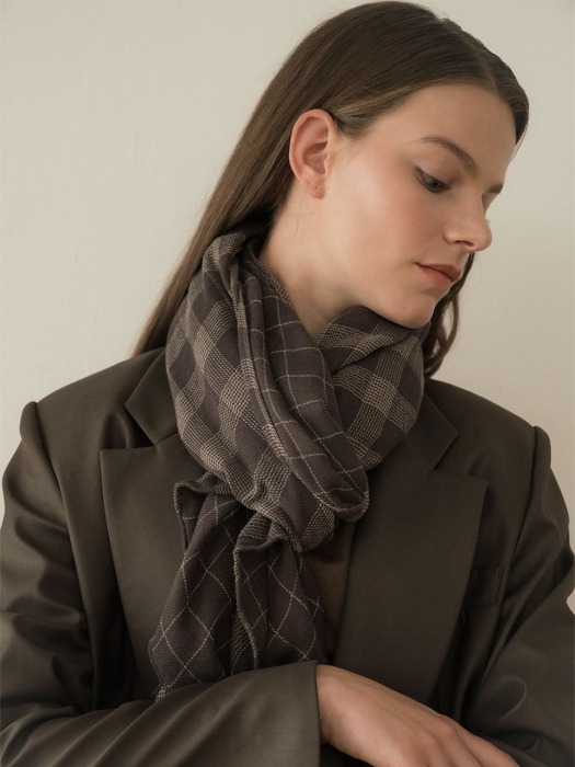 chester scarf-brown