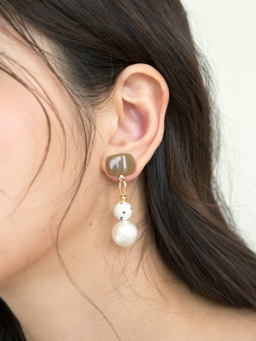 brown mix ball earrings